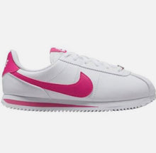 Load image into Gallery viewer, NIKE NECKLACE OR KEYCHAIN